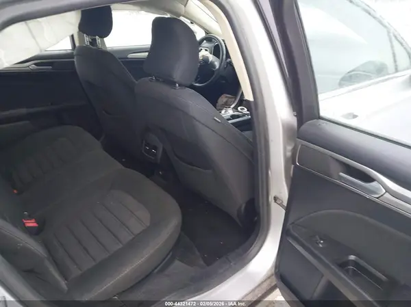 3FA6P0LU2HR325108 2017 FORD FUSION - Image 8