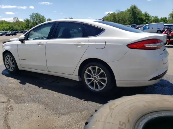 3FA6P0LU2HR326162 2017 FORD FUSION - Image 2