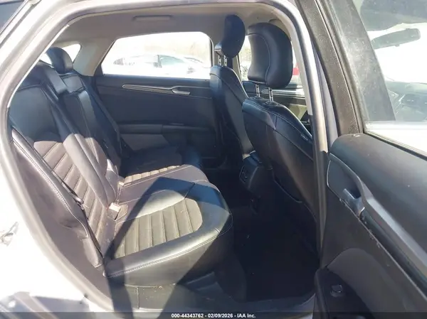 3FA6P0LU2HR345861 2017 FORD FUSION - Image 8
