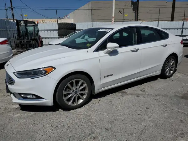 3FA6P0LU2HR359579 2017 FORD FUSION - Image 1