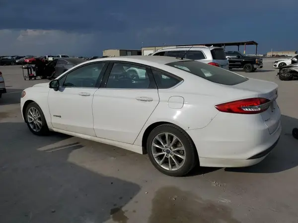 3FA6P0LU2HR374549 2017 FORD FUSION - Image 2