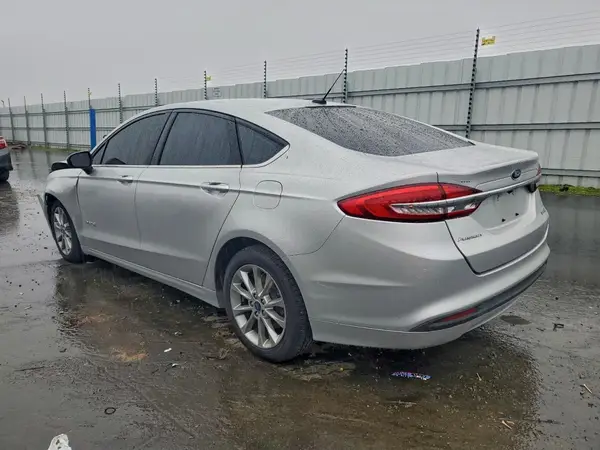 3FA6P0LU2HR381372 2017 FORD FUSION - Image 2