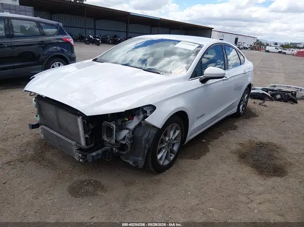 3FA6P0LU2HR386166 2017 FORD FUSION - Image 2