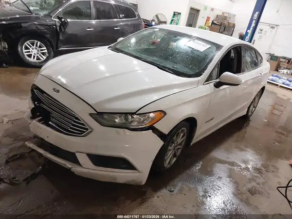 3FA6P0LU2HR386491 2017 FORD FUSION - Image 2
