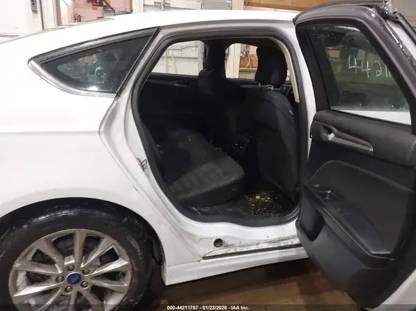 3FA6P0LU2HR386491 2017 FORD FUSION - Image 8