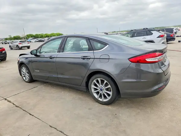 3FA6P0LU2HR397040 2017 FORD FUSION - Image 2