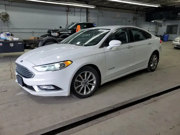 3FA6P0LU2HR409414 2017 FORD FUSION - Image 1