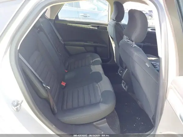 3FA6P0LU2JR115470 2018 FORD FUSION - Image 8