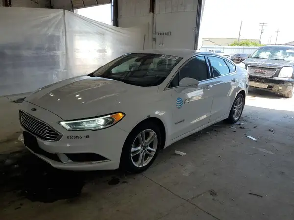 3FA6P0LU2JR118689 2018 FORD FUSION - Image 1