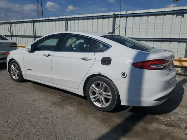 3FA6P0LU2JR118692 2018 FORD FUSION - Image 2