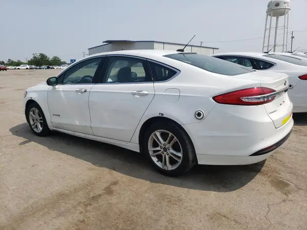 3FA6P0LU2JR118739 2018 FORD FUSION - Image 2