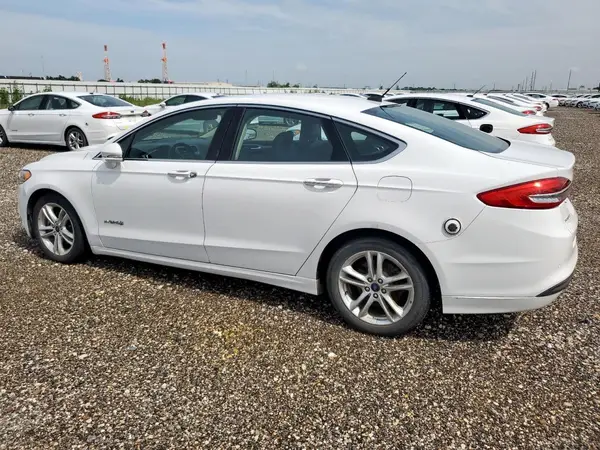 3FA6P0LU2JR118756 2018 FORD FUSION - Image 2