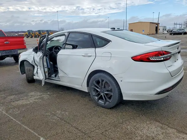3FA6P0LU2JR124542 2018 FORD FUSION - Image 2