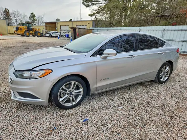 3FA6P0LU2JR125853 2018 FORD FUSION - Image 1