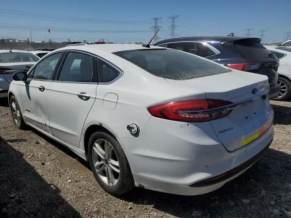 3FA6P0LU2JR129854 2018 FORD FUSION - Image 2