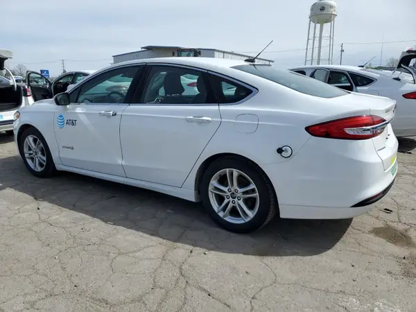 3FA6P0LU2JR129868 2018 FORD FUSION - Image 2