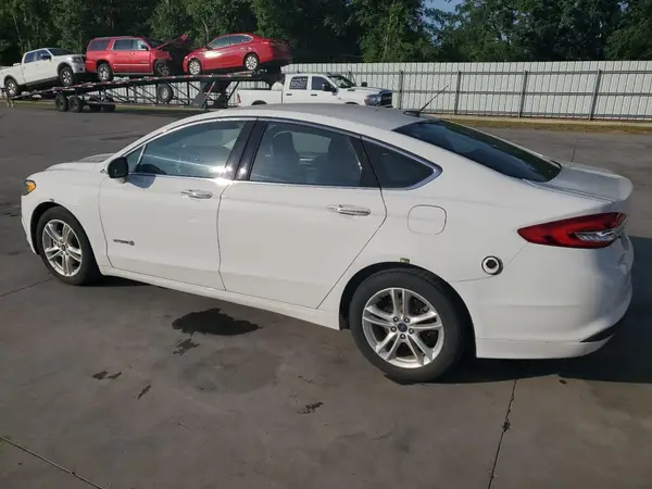 3FA6P0LU2JR129899 2018 FORD FUSION - Image 2