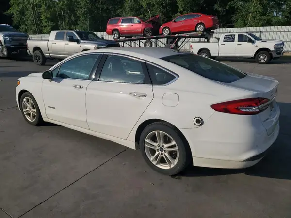 3FA6P0LU2JR129904 2018 FORD FUSION - Image 2