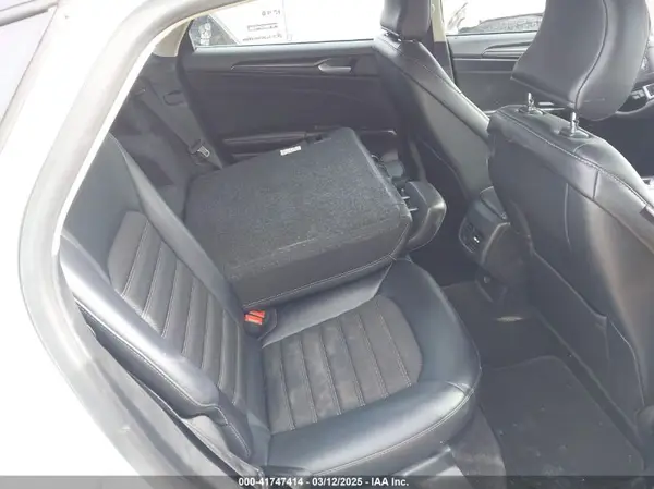 3FA6P0LU2JR131569 2018 FORD FUSION - Image 8