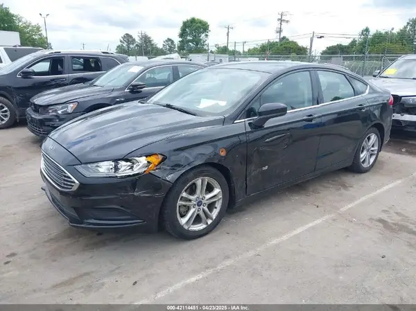 3FA6P0LU2JR131863 2018 FORD FUSION - Image 2