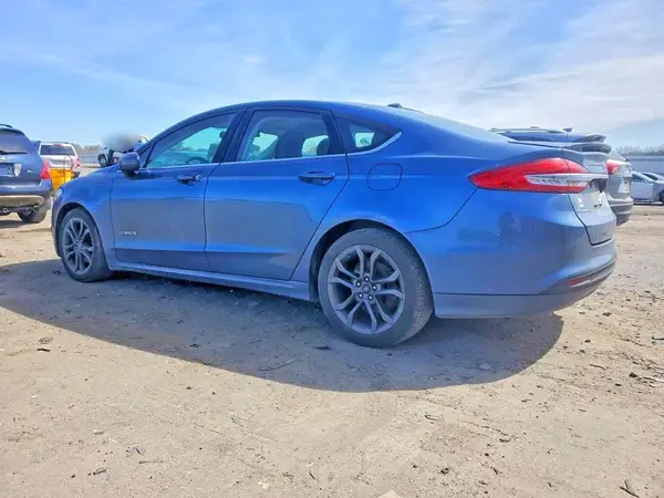 3FA6P0LU2JR137842 2018 FORD FUSION - Image 2
