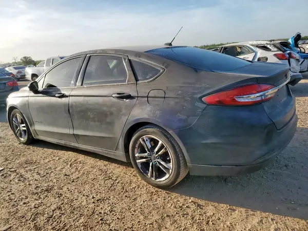 3FA6P0LU2JR141373 2018 FORD FUSION - Image 2