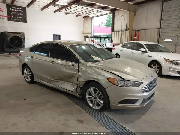 3FA6P0LU2JR151563 2018 FORD FUSION - Image 1