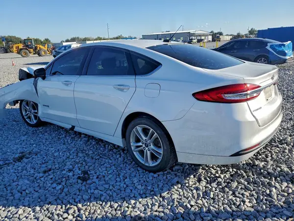 3FA6P0LU2JR152535 2018 FORD FUSION - Image 2