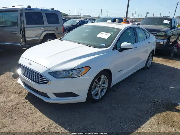3FA6P0LU2JR155483 2018 FORD FUSION - Image 2