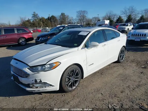 3FA6P0LU2JR156004 2018 FORD FUSION - Image 2