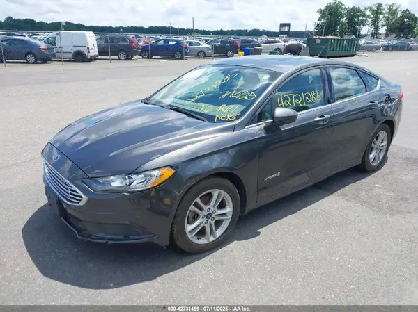 3FA6P0LU2JR157797 2018 FORD FUSION - Image 2