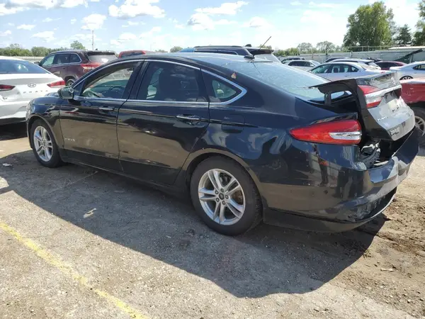 3FA6P0LU2JR158643 2018 FORD FUSION - Image 2