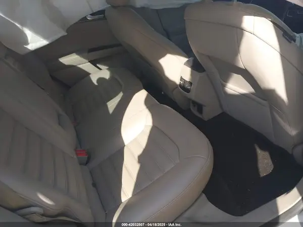 3FA6P0LU2JR160666 2018 FORD FUSION - Image 8