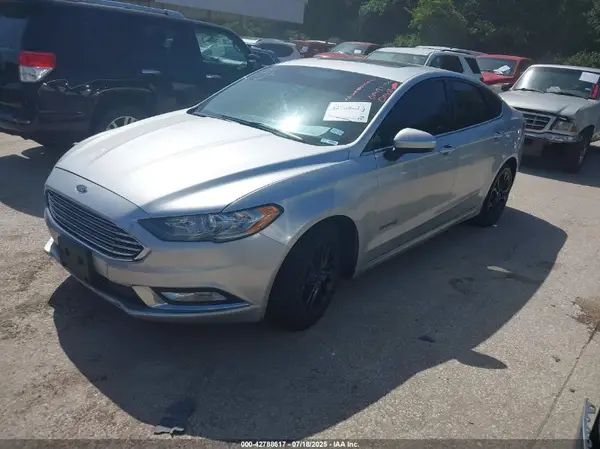 3FA6P0LU2JR170338 2018 FORD FUSION - Image 2