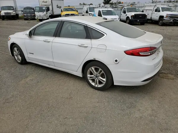 3FA6P0LU2JR171568 2018 FORD FUSION - Image 2