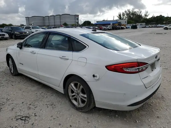 3FA6P0LU2JR171909 2018 FORD FUSION - Image 2