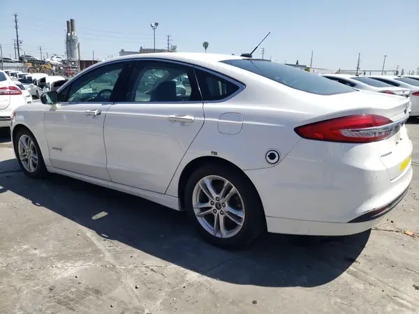 3FA6P0LU2JR172106 2018 FORD FUSION - Image 2