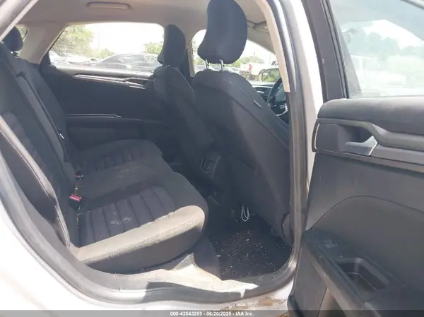 3FA6P0LU2JR172557 2018 FORD FUSION - Image 8
