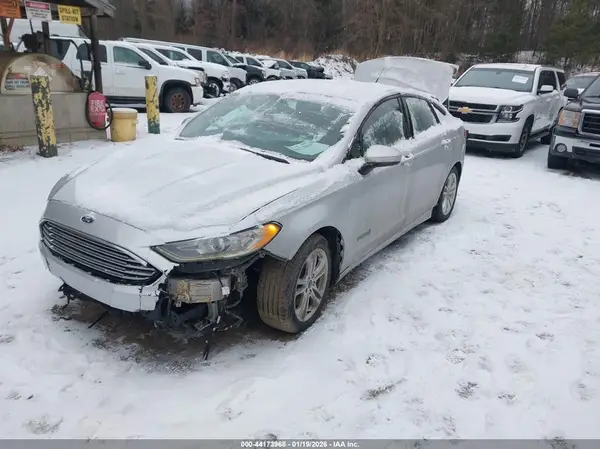 3FA6P0LU2JR172607 2018 FORD FUSION - Image 2