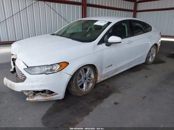 3FA6P0LU2JR173725 2018 FORD FUSION - Image 2