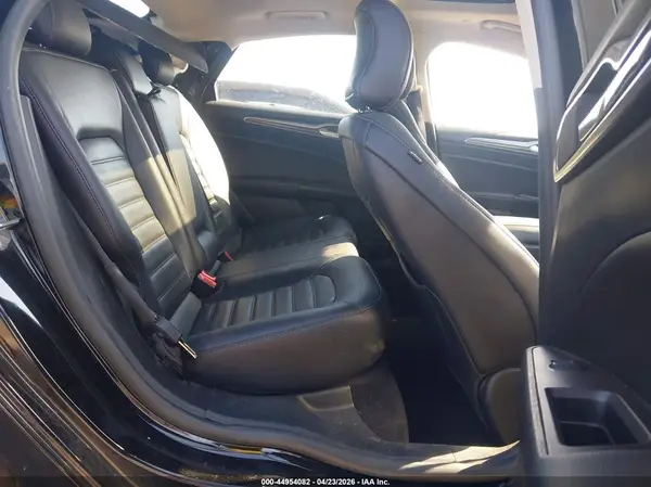 3FA6P0LU2JR208330 2018 FORD FUSION - Image 8