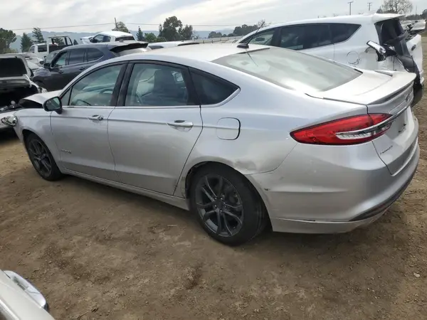 3FA6P0LU2JR219327 2018 FORD FUSION - Image 2