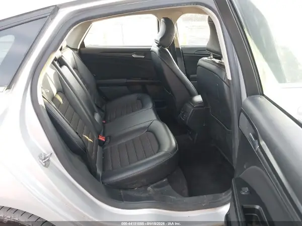 3FA6P0LU2JR219960 2018 FORD FUSION - Image 8