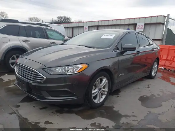 3FA6P0LU2JR224186 2018 FORD FUSION - Image 2