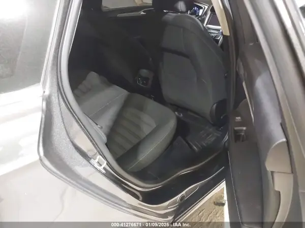 3FA6P0LU2JR230022 2018 FORD FUSION - Image 8
