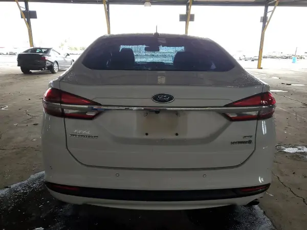 2018 FORD FUSION auction photo 6