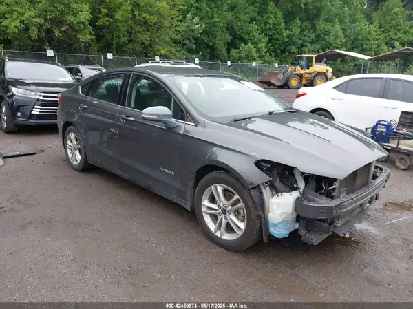 3FA6P0LU2JR255664 2018 FORD FUSION - Image 1