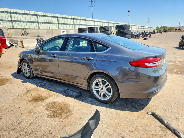 3FA6P0LU2JR257124 2018 FORD FUSION - Image 2