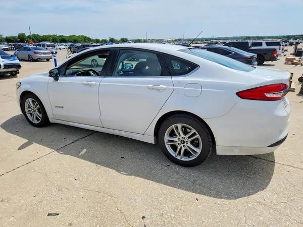 3FA6P0LU2JR258922 2018 FORD FUSION - Image 2