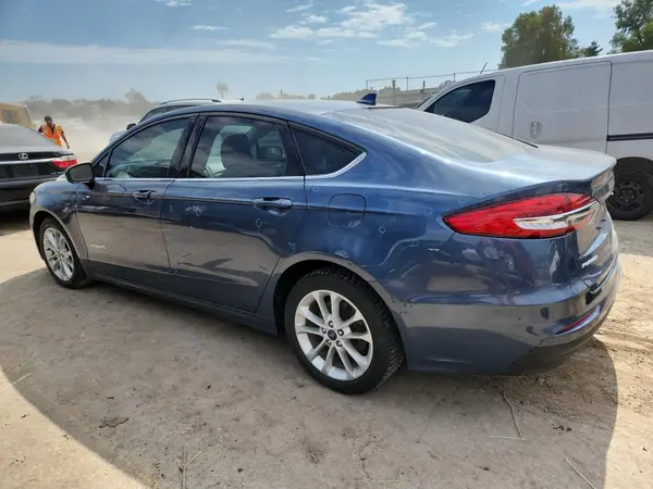 3FA6P0LU2KR102882 2019 FORD FUSION - Image 2